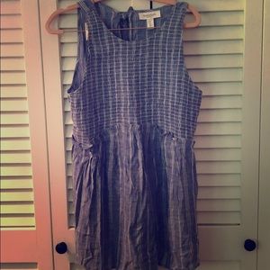 Motherhood maternity sleeveless blouse